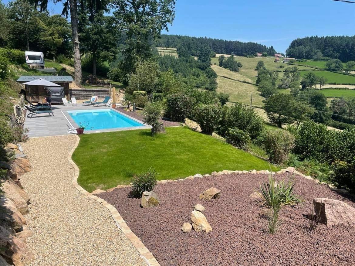 La Mazille , cossy vakantiestudio met zwembad in zuid-Bourgogne Anglure-sous-Dun Buitenkant foto